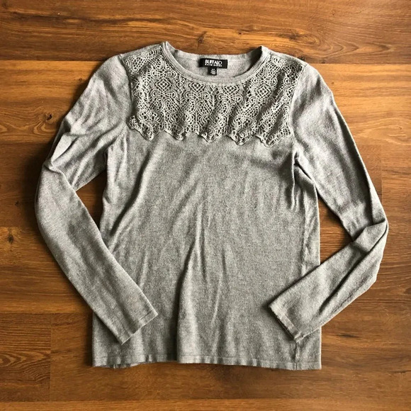 🔥4/$20 BUFFALO Grey/Gray Sweater - Picture 1 of 10